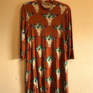 Peach Love California, rust/cow skull, 3/4 sleeve mini dress.